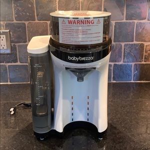 Baby Brezza Pro - NEVER USED